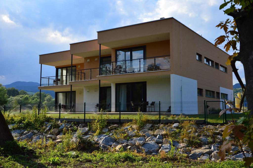 Apartmanovy Dom Krivan Besenova Exterior photo