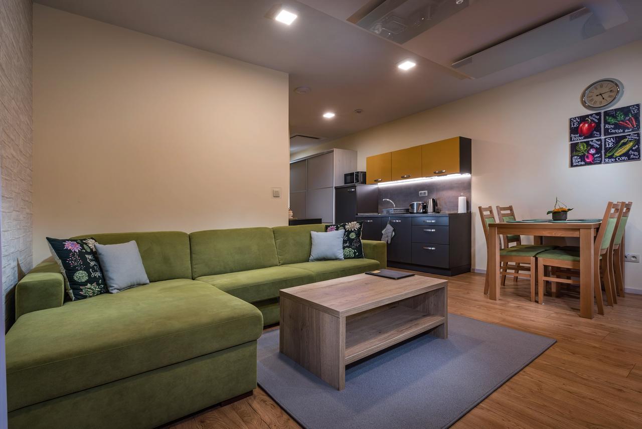 Apartmanovy Dom Krivan Besenova Exterior photo